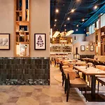D8 Hotel