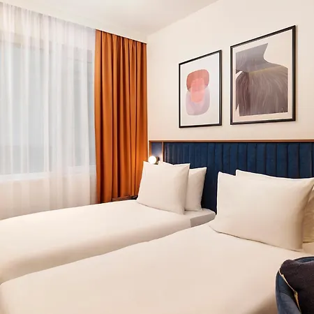 D8 Hotel 4*