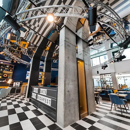Hotel Voco D8 By Ihg Budapest