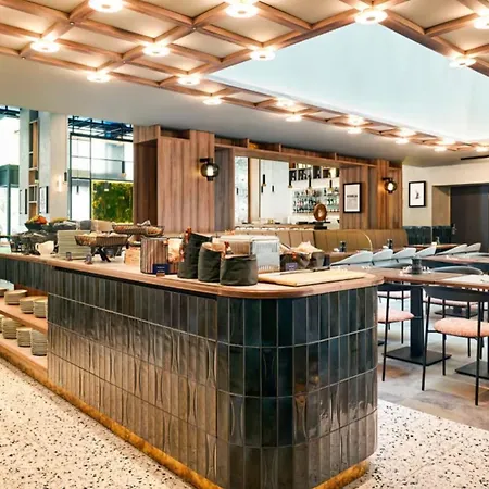 Voco D8 By Ihg Hotel Budapešť