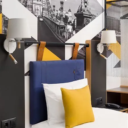 D8 Hotel 3*