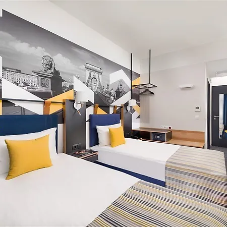Hotel D8